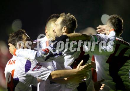 Fussball Regionalliga. SAK gegen St. Florian. Torjubel SAK. Welzenegg, am 12.11.2013.
Foto: Kuess
---
pressefotos, pressefotografie, kuess, qs, qspictures, sport, bild, bilder, bilddatenbank