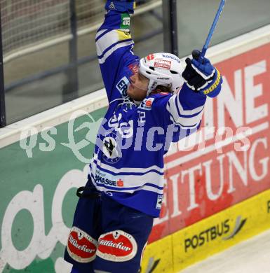 EBEL. Eishockey Bundesliga. EC VSV gegen Dornbirner Eishockey Club.  Torjubel John Hughes (VSV). Villach, am 13.11.2013.
Foto: Kuess 


---
pressefotos, pressefotografie, kuess, qs, qspictures, sport, bild, bilder, bilddatenbank