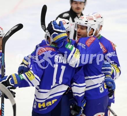 EBEL. Eishockey Bundesliga. EC VSV gegen Dornbirner Eishockey Club.  Torjubel Cole Jarrett (VSV). Villach, am 13.11.2013.
Foto: Kuess 


---
pressefotos, pressefotografie, kuess, qs, qspictures, sport, bild, bilder, bilddatenbank