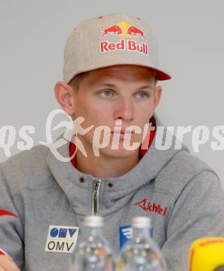 Schi Nordisch. Schispringen, Nordische Kombination. Pressekonferenz.  Thomas Morgenstern. OESV. Klagenfurt, 11.11.2013.
Foto: Kuess
---
pressefotos, pressefotografie, kuess, qs, qspictures, sport, bild, bilder, bilddatenbank