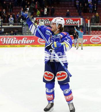 EBEL. Eishockey Bundesliga. EC VSV gegen Dornbirner Eishockey Club.  Jubel John Hughes (VSV). Villach, am 13.11.2013.
Foto: Kuess 


---
pressefotos, pressefotografie, kuess, qs, qspictures, sport, bild, bilder, bilddatenbank