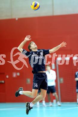 AVL. Volleybal Bundesliga. VBK Klagenfurt gegen HYPO Tirol. Alexander Xandi Huber (Klagenfurt). Klagenfurt, am 16.11.2013.
Foto: Kuess
---
pressefotos, pressefotografie, kuess, qs, qspictures, sport, bild, bilder, bilddatenbank