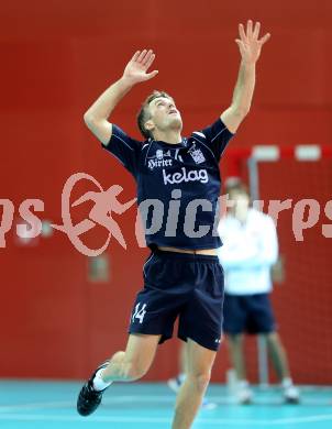 AVL. Volleybal Bundesliga. VBK Klagenfurt gegen HYPO Tirol. Alexander Xandi Huber (Klagenfurt). Klagenfurt, am 16.11.2013.
Foto: Kuess
---
pressefotos, pressefotografie, kuess, qs, qspictures, sport, bild, bilder, bilddatenbank