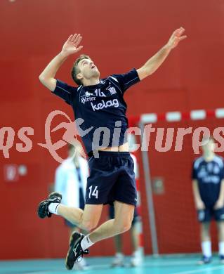 AVL. Volleybal Bundesliga. VBK Klagenfurt gegen HYPO Tirol. Alexander Xandi Huber (Klagenfurt). Klagenfurt, am 16.11.2013.
Foto: Kuess
---
pressefotos, pressefotografie, kuess, qs, qspictures, sport, bild, bilder, bilddatenbank