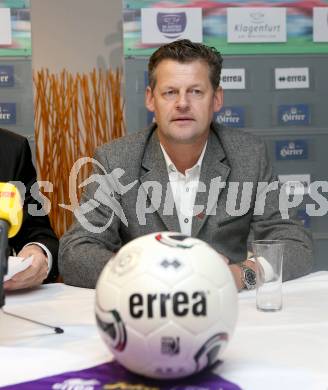 Fussball Regionalliga. Informationsveranstaltung die Zukunft der SK Austria Klagenfurt.  Buergermeister Christian Scheider. Klagenfurt, am 21.11.2013.
Foto: Kuess
---
pressefotos, pressefotografie, kuess, qs, qspictures, sport, bild, bilder, bilddatenbank