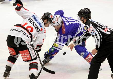 EBEL. Eishockey Bundesliga. EC VSV gegen HC TWK Innsbruck. Brock Mc Bride, (VSV), Maximilian Steinacher  (Innsbruck). Villach, am 22.11.2013.
Foto: Kuess 


---
pressefotos, pressefotografie, kuess, qs, qspictures, sport, bild, bilder, bilddatenbank