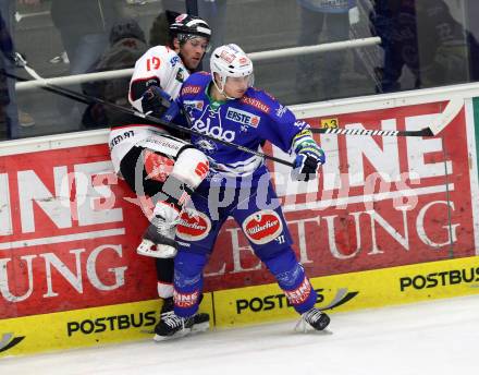 EBEL. Eishockey Bundesliga. EC VSV gegen HC TWK Innsbruck. Daniel Nageler, (VSV), Tyler Donati  (Innsbruck). Villach, am 22.11.2013.
Foto: Kuess 


---
pressefotos, pressefotografie, kuess, qs, qspictures, sport, bild, bilder, bilddatenbank