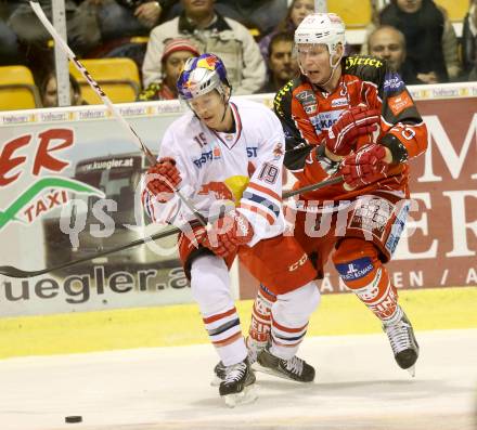 EBEL. Eishockey Bundesliga. KAC gegen EC Red Bull Salzburg. Mike Siklenka,  (KAC), Joe Motzko (Salzburg).. Klagenfurt, am 22.11.2013
Foto: Kuess 

---
pressefotos, pressefotografie, kuess, qs, qspictures, sport, bild, bilder, bilddatenbank