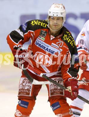 EBEL. Eishockey Bundesliga. KAC gegen EC Red Bull Salzburg. John Lammers (KAC). Klagenfurt, am 22.11.2013
Foto: Kuess 

---
pressefotos, pressefotografie, kuess, qs, qspictures, sport, bild, bilder, bilddatenbank