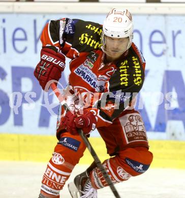 EBEL. Eishockey Bundesliga. KAC gegen EC Red Bull Salzburg. John Lammers (KAC). Klagenfurt, am 22.11.2013
Foto: Kuess 

---
pressefotos, pressefotografie, kuess, qs, qspictures, sport, bild, bilder, bilddatenbank