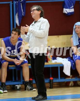 Basketball. 2. Bundesliga. Woerthersee Piraten gegen Radenthein. Trainer Miran Cilensek (Radenthein). Klagenfurt, am 16.11.2013.
Foto: Kuess
---
pressefotos, pressefotografie, kuess, qs, qspictures, sport, bild, bilder, bilddatenbank