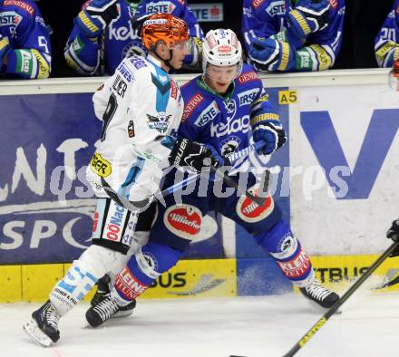 EBEL. Eishockey Bundesliga. EC VSV gegen EHC LIWEST Linz. John Hughes, (VSV), Jason Ulmer (Linz). Villach, am 24.11.2013.
Foto: Kuess 


---
pressefotos, pressefotografie, kuess, qs, qspictures, sport, bild, bilder, bilddatenbank