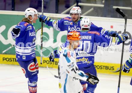 EBEL. Eishockey Bundesliga. EC VSV gegen EHC LIWEST Linz. Torjubel Benjamin Petrik, Nico Brunner, Michael Forney (VSV). Villach, am 24.11.2013.
Foto: Kuess 


---
pressefotos, pressefotografie, kuess, qs, qspictures, sport, bild, bilder, bilddatenbank