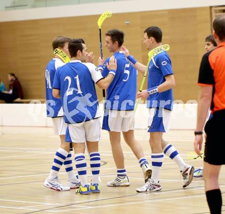 Floorball Bundesliga. VSV Unihockey gegen TVZ Wikings Zell am See. Torjubel VSV. Villach, am 24.11.2013.
Foto: Kuess
---
pressefotos, pressefotografie, kuess, qs, qspictures, sport, bild, bilder, bilddatenbank