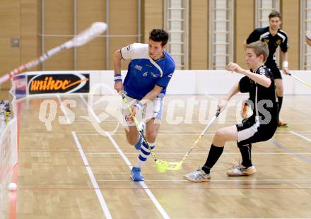 Floorball Bundesliga. VSV Unihockey gegen TVZ Wikings Zell am See. Timo Schmid, (VSV), Matthias Maczek (Zell am See). Villach, am 24.11.2013.
Foto: Kuess
---
pressefotos, pressefotografie, kuess, qs, qspictures, sport, bild, bilder, bilddatenbank