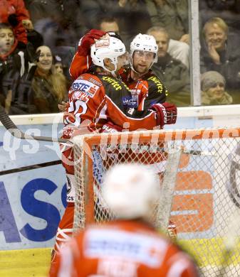 EBEL. Eishockey Bundesliga. KAC gegen Moser Medical Graz 99ers.  Torjubel John Lammers, Colton Fretter (KAC). Klagenfurt, am 1.12.2013
Foto: Kuess 

---
pressefotos, pressefotografie, kuess, qs, qspictures, sport, bild, bilder, bilddatenbank