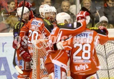 EBEL. Eishockey Bundesliga. KAC gegen Moser Medical Graz 99ers. Torjubel John Lammers, Colton Fretter, Thomas Koch, Kirk Furey, Martin Schumnig (KAC). Klagenfurt, am 1.12.2013
Foto: Kuess 

---
pressefotos, pressefotografie, kuess, qs, qspictures, sport, bild, bilder, bilddatenbank