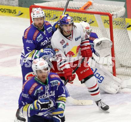 EBEL. Eishockey Bundesliga. EC VSV gegen EC Red Bull Salzburg. UNTERLUGGAUER Gerhard (VSV), MECKLER Dave (Salzburg). Villach, am 1.12.2013.
Foto: Kuess 


---
pressefotos, pressefotografie, kuess, qs, qspictures, sport, bild, bilder, bilddatenbank