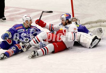 EBEL. Eishockey Bundesliga. EC VSV gegen EC Red Bull Salzburg. LAMOUREUX Jean Philippe, UNTERLUGGAUER Gerhard (VSV), NOEDL Andreas (Salzburg). Villach, am 1.12.2013.
Foto: Kuess 


---
pressefotos, pressefotografie, kuess, qs, qspictures, sport, bild, bilder, bilddatenbank