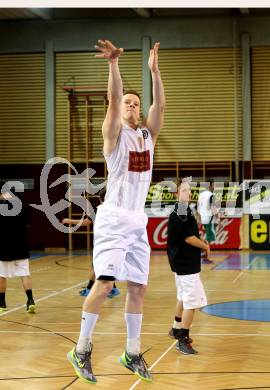 Basketball 2. Bundesliga. Woerthersee Piraten gegen BK Mattersburg Rocks. Paul Koroschitz (Piraten). Klagenfurt, am 30.11.2013.
Foto: Kuess
---
pressefotos, pressefotografie, kuess, qs, qspictures, sport, bild, bilder, bilddatenbank