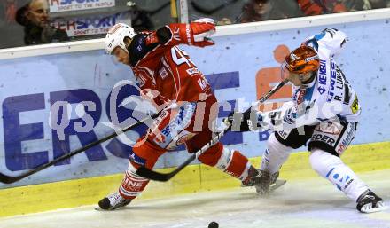 EBEL. Eishockey Bundesliga. KAC gegen EHC LIWEST Linz. David Schuller (KAC), Robert Lukas (Linz). Klagenfurt, am 3.12.2013
Foto: Kuess 

---
pressefotos, pressefotografie, kuess, qs, qspictures, sport, bild, bilder, bilddatenbank