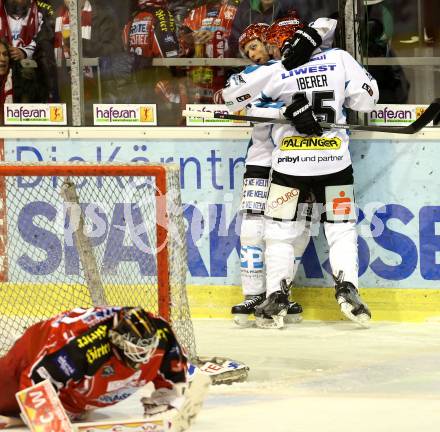 EBEL. Eishockey Bundesliga. KAC gegen EHC LIWEST Linz. Torjubel Matthias Iberer, Gregor Baumgartner (Linz). Klagenfurt, am 3.12.2013
Foto: Kuess 

---
pressefotos, pressefotografie, kuess, qs, qspictures, sport, bild, bilder, bilddatenbank