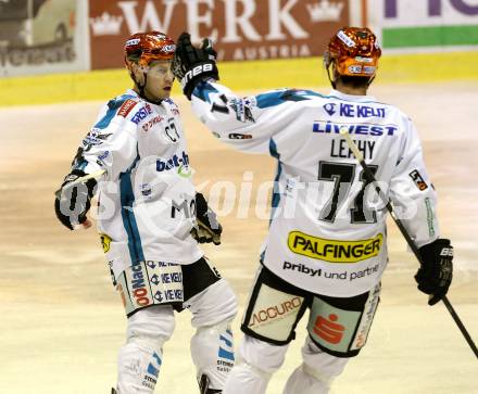 EBEL. Eishockey Bundesliga. KAC gegen EHC LIWEST Linz. Torjubel Philipp Lukas, Patrick Leahy (Linz). Klagenfurt, am 3.12.2013
Foto: Kuess 

---
pressefotos, pressefotografie, kuess, qs, qspictures, sport, bild, bilder, bilddatenbank