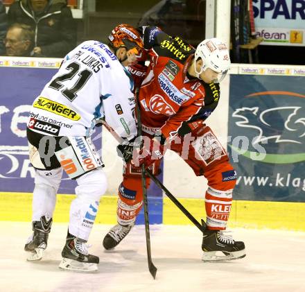 EBEL. Eishockey Bundesliga. KAC gegen EHC LIWEST Linz. Florian Iberer(KAC), Philipp Lukas (Linz). Klagenfurt, am 3.12.2013
Foto: Kuess 

---
pressefotos, pressefotografie, kuess, qs, qspictures, sport, bild, bilder, bilddatenbank