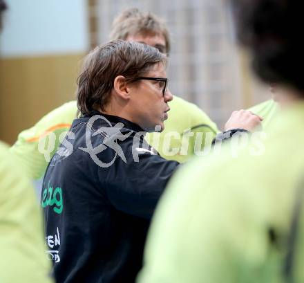 Handball Bundesliga. HC Kaernten gegen UHC Hollabrunn. Michael Pontasch-Mueller (HCK). Viktring, am 30.11.2013.
Foto: Kuess
---
pressefotos, pressefotografie, kuess, qs, qspictures, sport, bild, bilder, bilddatenbank