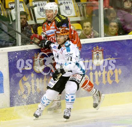 EBEL. Eishockey Bundesliga. KAC gegen EHC LIWEST Linz. Mike Siklenka,  (KAC), Murphy Curtis (Linz). Klagenfurt, am 3.12.2013
Foto: Kuess 

---
pressefotos, pressefotografie, kuess, qs, qspictures, sport, bild, bilder, bilddatenbank