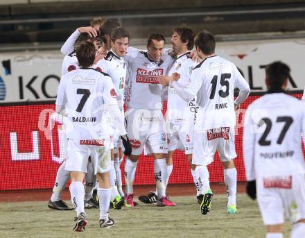 Fussball Bundesliga. RZ Pellets WAC gegen FC Red Bull Salzburg. Torjubel Michael Liendl (WAC). Wolfsberg, 4.12.2013.
Foto: Kuess

---
pressefotos, pressefotografie, kuess, qs, qspictures, sport, bild, bilder, bilddatenbank