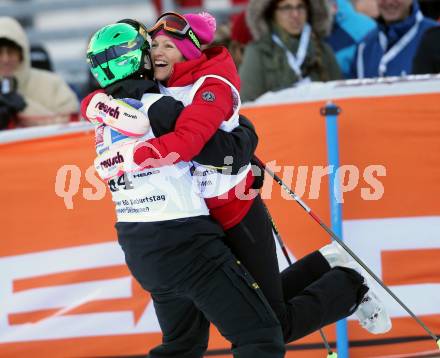 Schi Alpin. 60. Geburtstag von Franz Klammer. Legendenschirennen.  Fritz Strobl, Claudia Strobl. Bad Kleinkirchheim, am 7.12.2013.
Foto: Kuess
---
pressefotos, pressefotografie, kuess, qs, qspictures, sport, bild, bilder, bilddatenbank