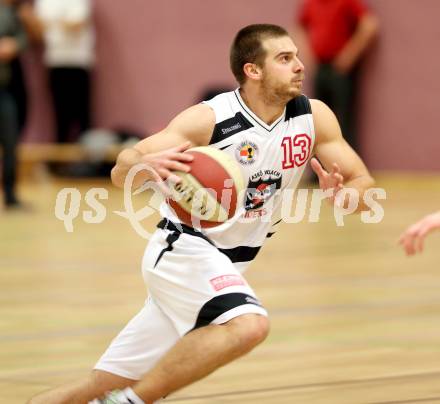 Basketball 2. Bundesliga. ASKOE Villach Raiders gegen WSG Raiffeisen Radenthein.  Gasper Jeromen (Villach). Villach, am 7.12.2013.
Foto: Kuess
---
pressefotos, pressefotografie, kuess, qs, qspictures, sport, bild, bilder, bilddatenbank