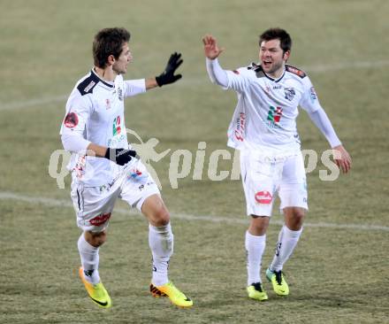 Fussball Bundesliga. RZ Pellets WAC gegen SK Rapid Wien. Torjubel Mihret Topcagic, Nemanja Rnic (WAC). Wolfsberg, 8.12.2013.
Foto: Kuess

---
pressefotos, pressefotografie, kuess, qs, qspictures, sport, bild, bilder, bilddatenbank