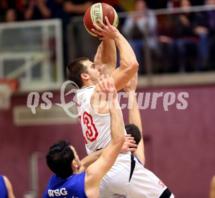 Basketball 2. Bundesliga. ASKOE Villach Raiders gegen WSG Raiffeisen Radenthein. Gasper Jeromen (Villach). Villach, am 7.12.2013.
Foto: Kuess
---
pressefotos, pressefotografie, kuess, qs, qspictures, sport, bild, bilder, bilddatenbank