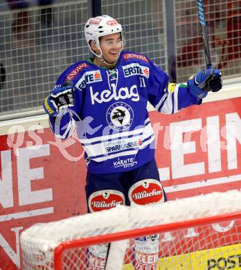 EBEL. Eishockey Bundesliga. EC VSV gegen HCB Suedtirol Bozen. Torjubel Derek Ryan (VSV). Villach, am 10.12.2013.
Foto: Kuess 


---
pressefotos, pressefotografie, kuess, qs, qspictures, sport, bild, bilder, bilddatenbank