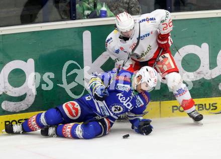 EBEL. Eishockey Bundesliga. EC VSV gegen HCB Suedtirol Bozen. Cole Jarrett,  (VSV), Mathieau Beaudoin (Bozen). Villach, am 10.12.2013.
Foto: Kuess 


---
pressefotos, pressefotografie, kuess, qs, qspictures, sport, bild, bilder, bilddatenbank