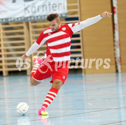 Futsal Bundesliga. Futsal Klagenfurt gegen Stella Rosa Tipp3 Wien.  Nikola Andrijevic (Klagenfurt). Klagenfurt, am 7.12.2013.
Foto: Kuess
---
pressefotos, pressefotografie, kuess, qs, qspictures, sport, bild, bilder, bilddatenbank