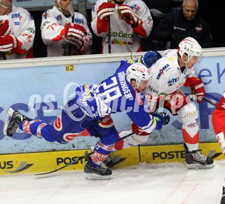 EBEL. Eishockey Bundesliga. EC VSV gegen HCB Suedtirol Bozen. Marius Goehringer, (VSV), Markus Gander  (Bozen). Villach, am 10.12.2013.
Foto: Kuess 


---
pressefotos, pressefotografie, kuess, qs, qspictures, sport, bild, bilder, bilddatenbank