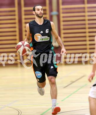 Basketball 2. Bundesliga. ASKOE Villach Raiders gegen Basket Flames WAT Wien. Dominik Muellner (Wien). Villach, am 14.12.2013.
Foto: Kuess
---
pressefotos, pressefotografie, kuess, qs, qspictures, sport, bild, bilder, bilddatenbank