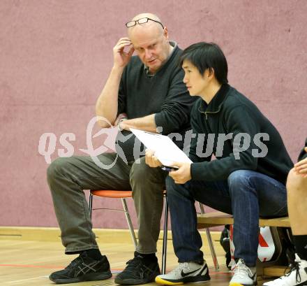 Basketball 2. Bundesliga. ASKOE Villach Raiders gegen Basket Flames WAT Wien. Fritz Miklas, Yue-Zong Tsai  (Wien). Villach, am 14.12.2013.
Foto: Kuess
---
pressefotos, pressefotografie, kuess, qs, qspictures, sport, bild, bilder, bilddatenbank