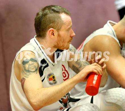 Basketball 2. Bundesliga. ASKOE Villach Raiders gegen Basket Flames WAT Wien. Nino Gross (Villach). Villach, am 14.12.2013.
Foto: Kuess
---
pressefotos, pressefotografie, kuess, qs, qspictures, sport, bild, bilder, bilddatenbank