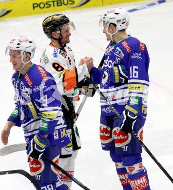 EBEL. Eishockey Bundesliga. EC VSV gegen Moser Medical Graz 99ers.  Daniel Nageler, (VSV),  Roland Kaspitz (Graz). Villach, am 15.12.2013.
Foto: Kuess 


---
pressefotos, pressefotografie, kuess, qs, qspictures, sport, bild, bilder, bilddatenbank