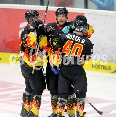 Eishockey Kaerntner Liga, Division I. Create Sports Carinthian Team gegen EC SV Spittal. Torjubel Paul Spittau (Spittal). Villach, am 14.12.2013.
Foto: Kuess
---
pressefotos, pressefotografie, kuess, qs, qspictures, sport, bild, bilder, bilddatenbank