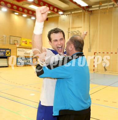 Handball Bundesliga. HLA. SC Ferlach gegen UNION Juri Leoben. Jubel Miro Barisic, Trainer Miso Toplak (Ferlach). Ferlach, 15.12.2013.
Foto: Kuess
---
pressefotos, pressefotografie, kuess, qs, qspictures, sport, bild, bilder, bilddatenbank