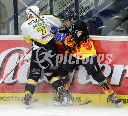 Eishockey Kaerntner Liga, Division I. Create Sports Carinthian Team gegen EC SV Spittal. Alexander Neubauer, (Carinthian Team),  Daniel Moser (Spittal). Villach, am 14.12.2013.
Foto: Kuess
---
pressefotos, pressefotografie, kuess, qs, qspictures, sport, bild, bilder, bilddatenbank