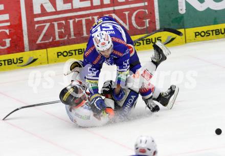 EBEL. Eishockey Bundesliga. EC VSV gegen Moser Medical Graz 99ers.  Scott Hotham, (VSV), Olivier Latendresse (Graz). Villach, am 15.12.2013.
Foto: Kuess 


---
pressefotos, pressefotografie, kuess, qs, qspictures, sport, bild, bilder, bilddatenbank