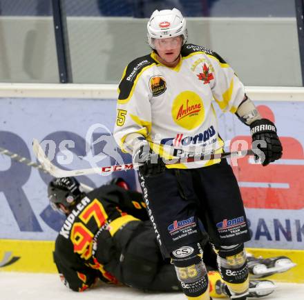 Eishockey Kaerntner Liga, Division I. Create Sports Carinthian Team gegen EC SV Spittal. Philipp Lonin  (Carinthian Team). Villach, am 14.12.2013.
Foto: Kuess
---
pressefotos, pressefotografie, kuess, qs, qspictures, sport, bild, bilder, bilddatenbank