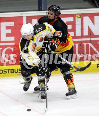 Eishockey Kaerntner Liga, Division I. Create Sports Carinthian Team gegen EC SV Spittal. Martin Leitner  (Carinthian Team), Rainer Kleinfercher (Spittal). Villach, am 14.12.2013.
Foto: Kuess
---
pressefotos, pressefotografie, kuess, qs, qspictures, sport, bild, bilder, bilddatenbank