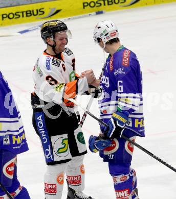 EBEL. Eishockey Bundesliga. EC VSV gegen Moser Medical Graz 99ers.  Marco Pewal, (VSV), Roland Kaspitz (Graz). Villach, am 15.12.2013.
Foto: Kuess 


---
pressefotos, pressefotografie, kuess, qs, qspictures, sport, bild, bilder, bilddatenbank